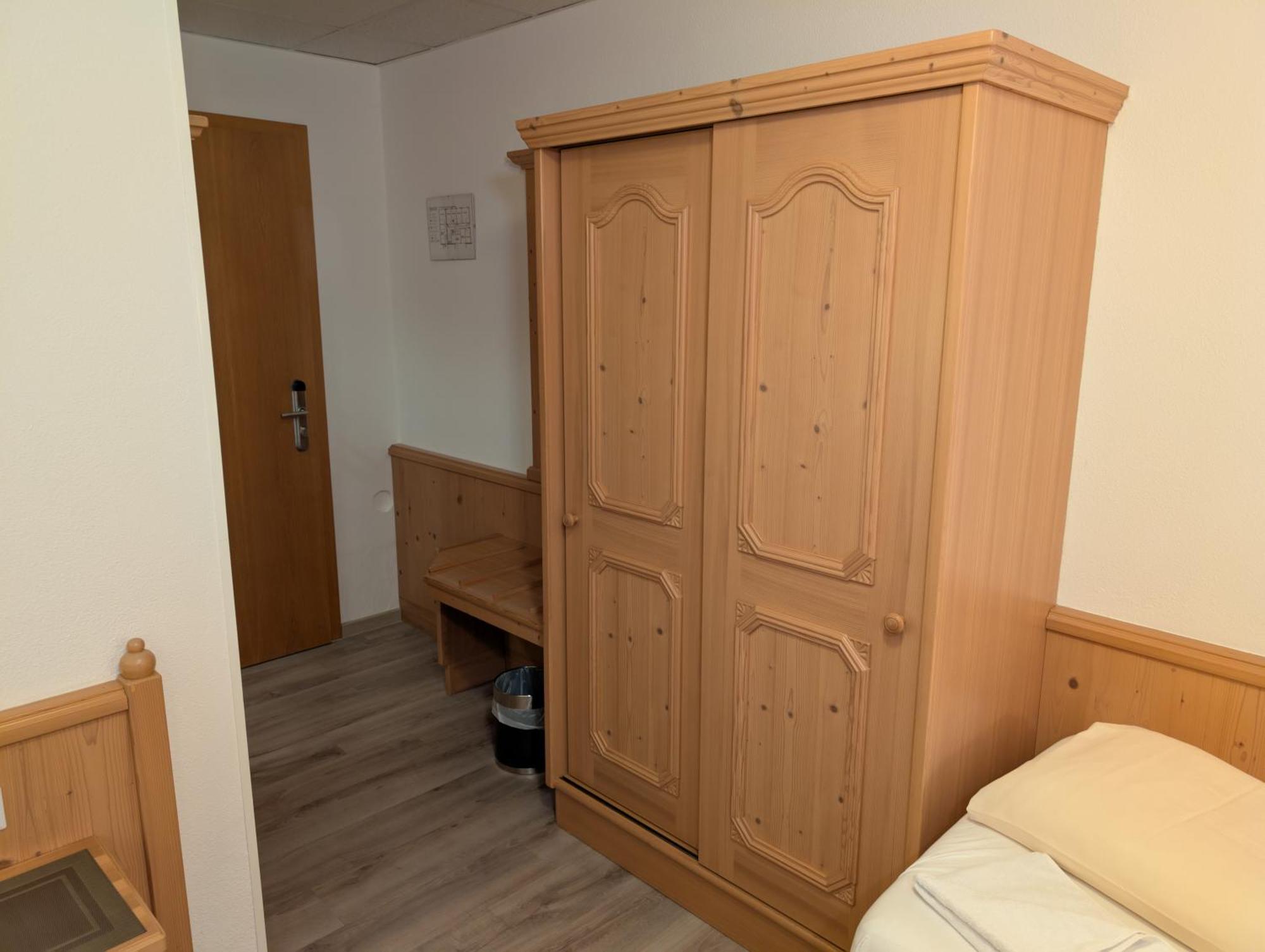 Hotel-Gasthof Zur Rose Weißenhorn Rom bilde